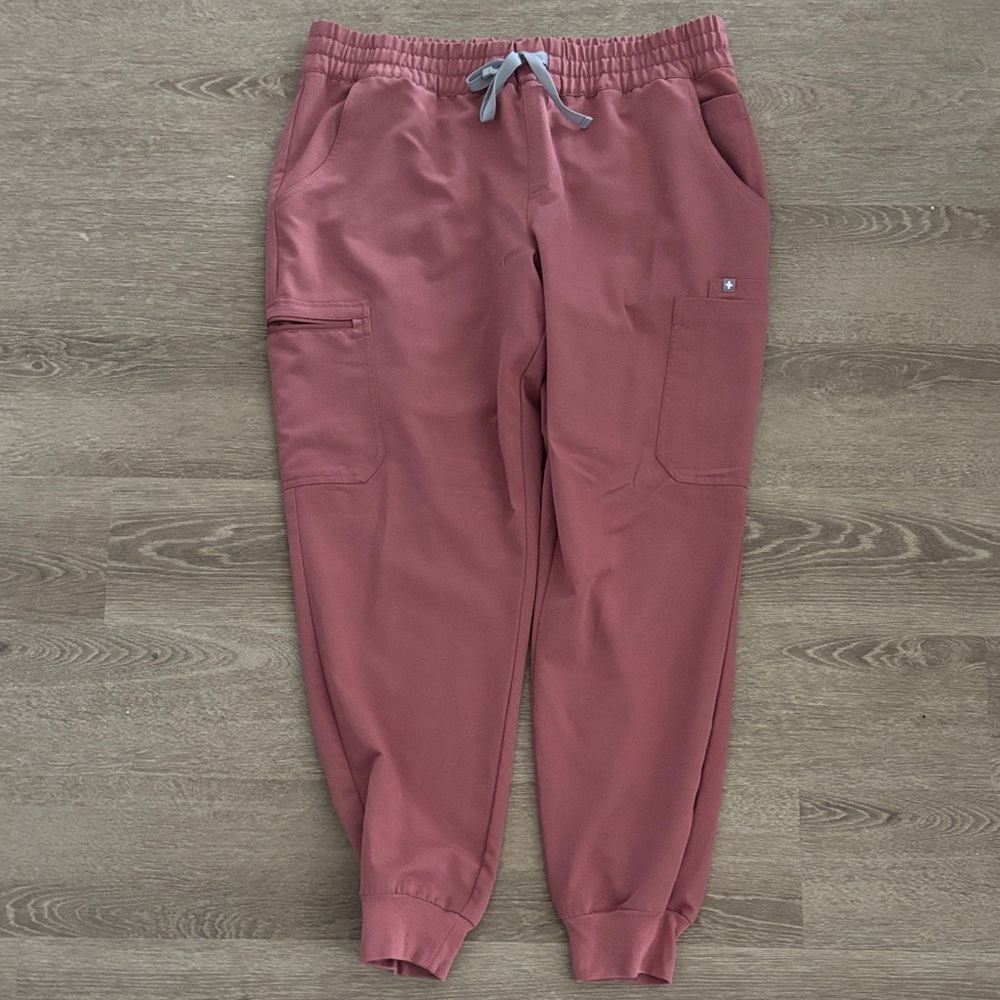 Figs Mauve Jogger Pants
